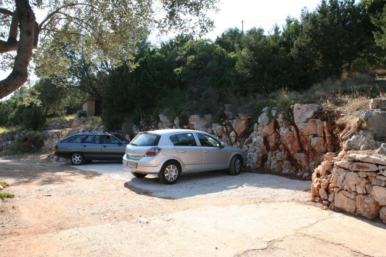Apartment Zarace - Gdinj 4598A מראה חיצוני תמונה